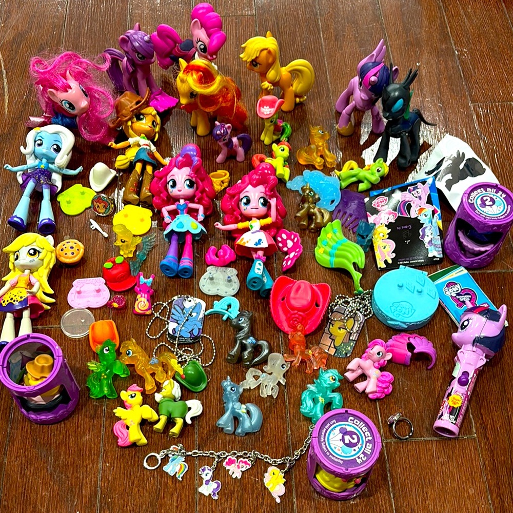 MY LITTLE PONY LOT PLUS EQUESTRIA GIRLS DOLLS